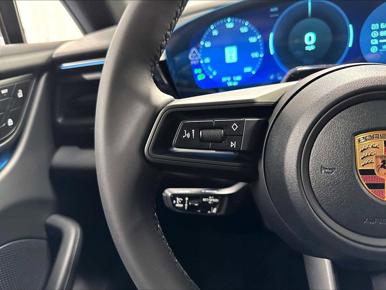 New 2026 Porsche Macan Electric RWD image 19