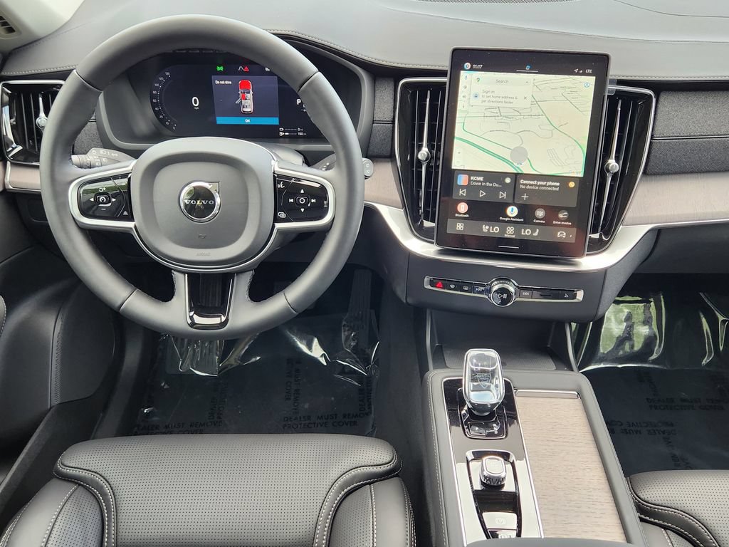 New 2026 Volvo XC90 T8 Ultra w/ Protection Package AWD/4WD image 3