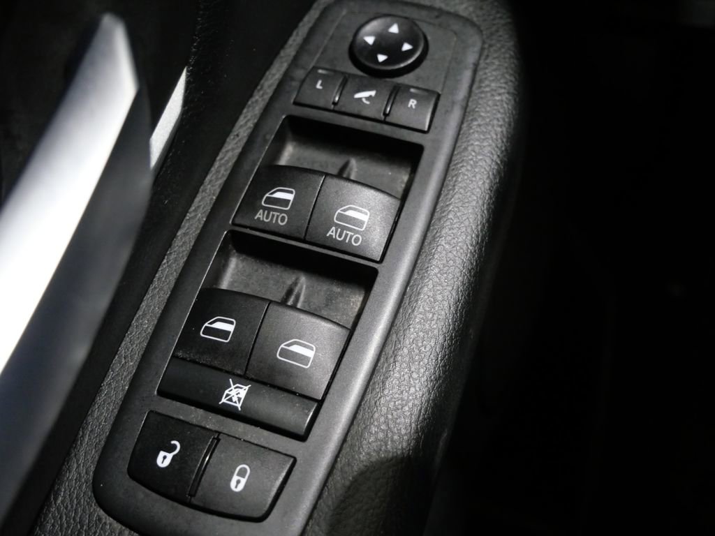 Used 2021 RAM 1500 Big Horn image 12