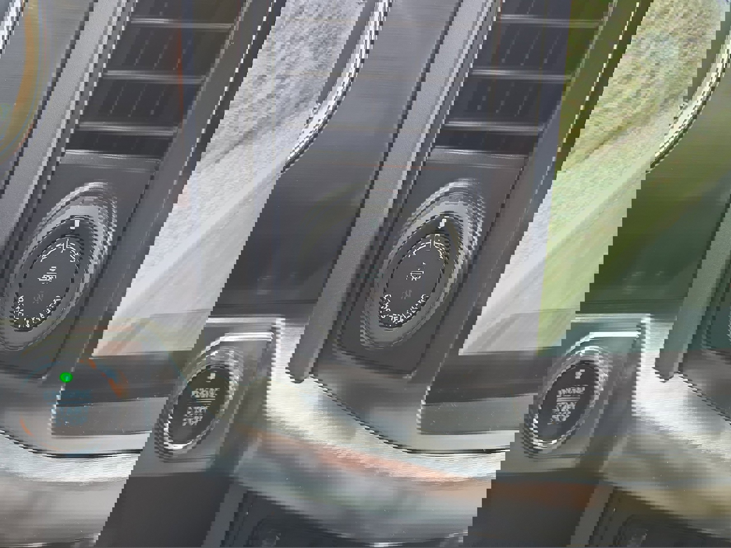 Used 2022 Ford F150 Lariat image 14