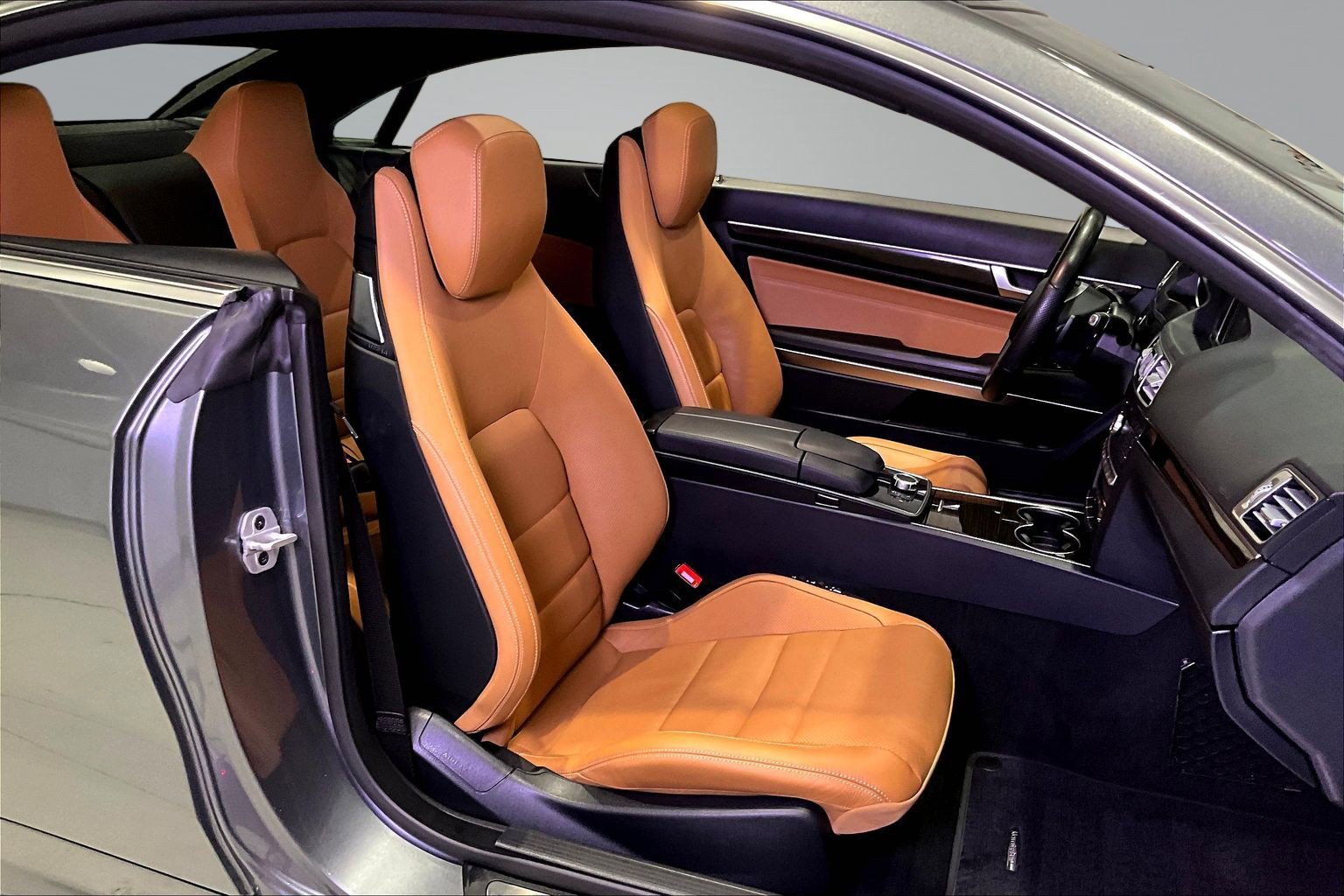 Used 2017 Mercedes-Benz E 400 4MATIC Coupe image 27