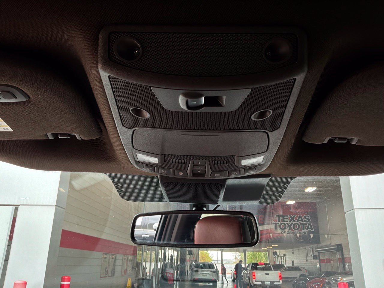 Used 2018 Ford F150 King Ranch w/ Equipment Group 601A Luxury AWD/4WD image 25