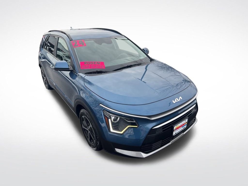 Certified 2024 Kia Niro EX image 38