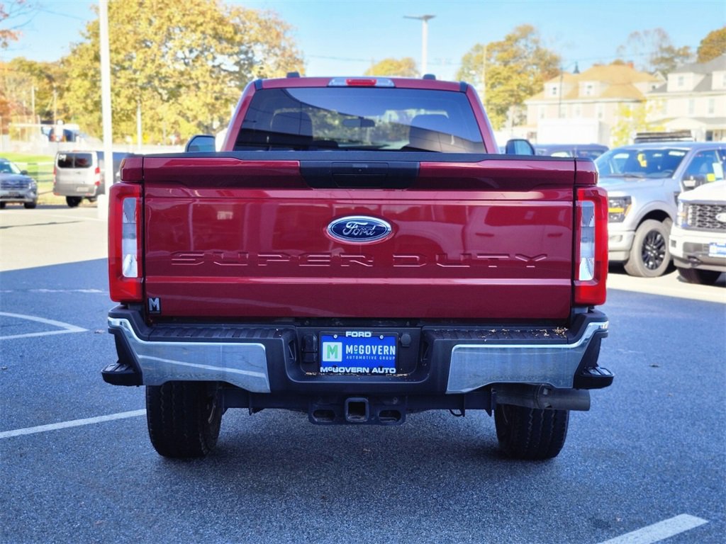 Used 2024 Ford F250 XLT image 4