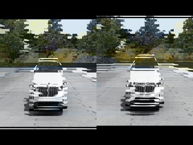 New 2025 BMW i5 xDrive40 w/ Premium Package image 3