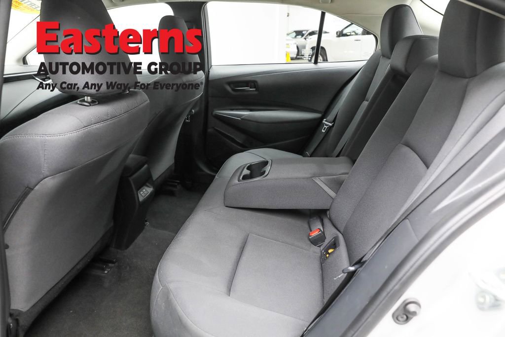 Used 2023 Toyota Corolla LE image 21