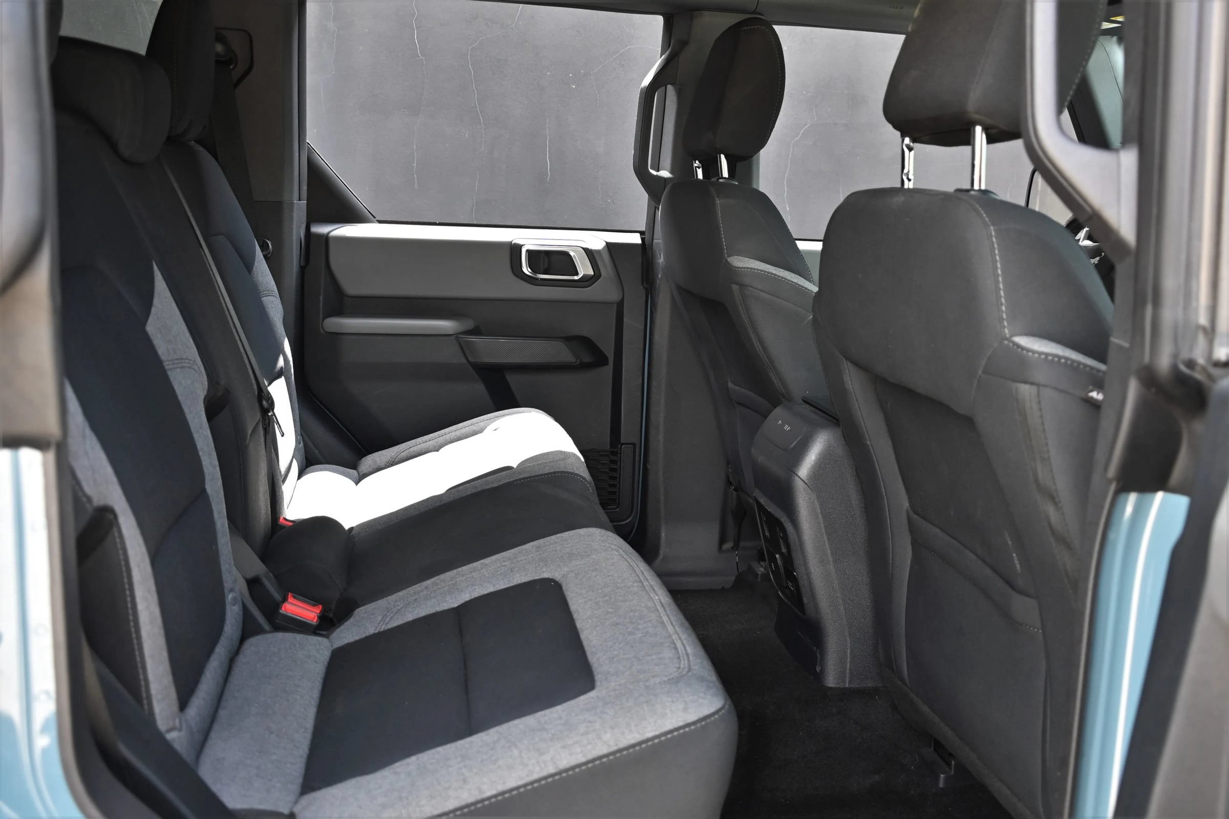 Used 2023 Ford Bronco Big Bend w/ Sasquatch Package AWD/4WD image 29