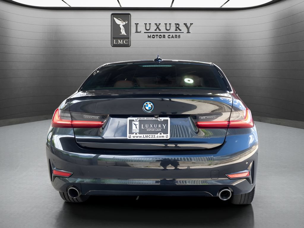 Used 2022 BMW 330e xDrive w/ Premium Package AWD/4WD image 7