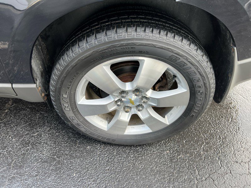 Used 2010 Chevrolet Traverse LTZ image 26