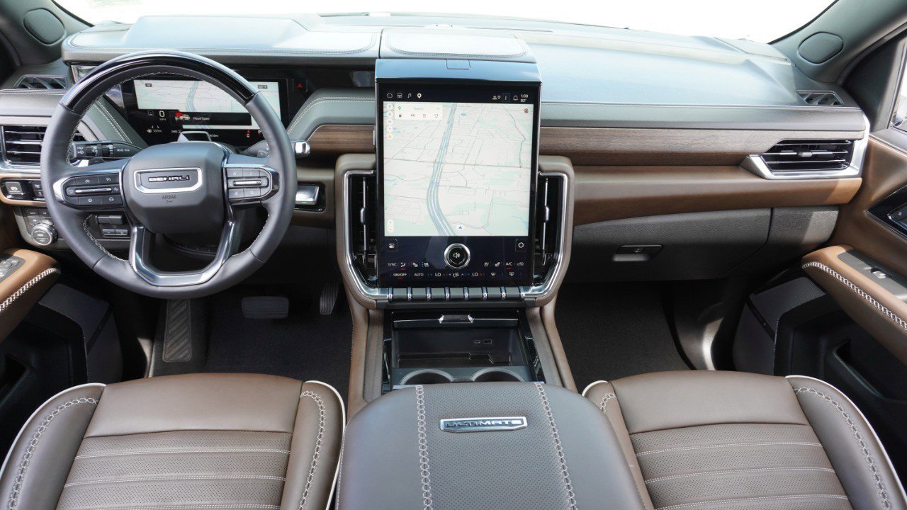 Used 2025 GMC Yukon Denali Ultimate image 32