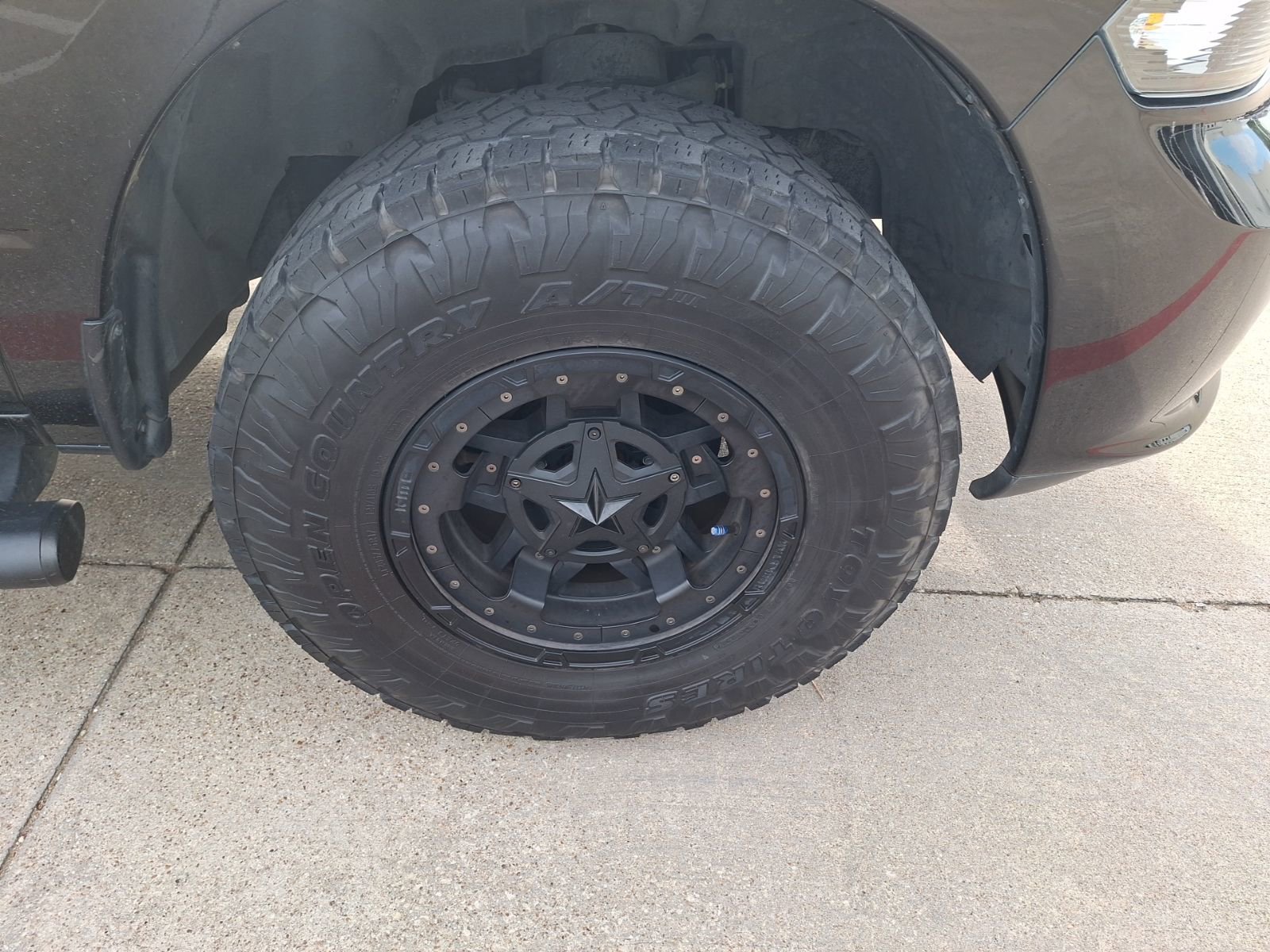 Used 2017 RAM 1500 Express w/ Black Ram 1500 Express Group image 11