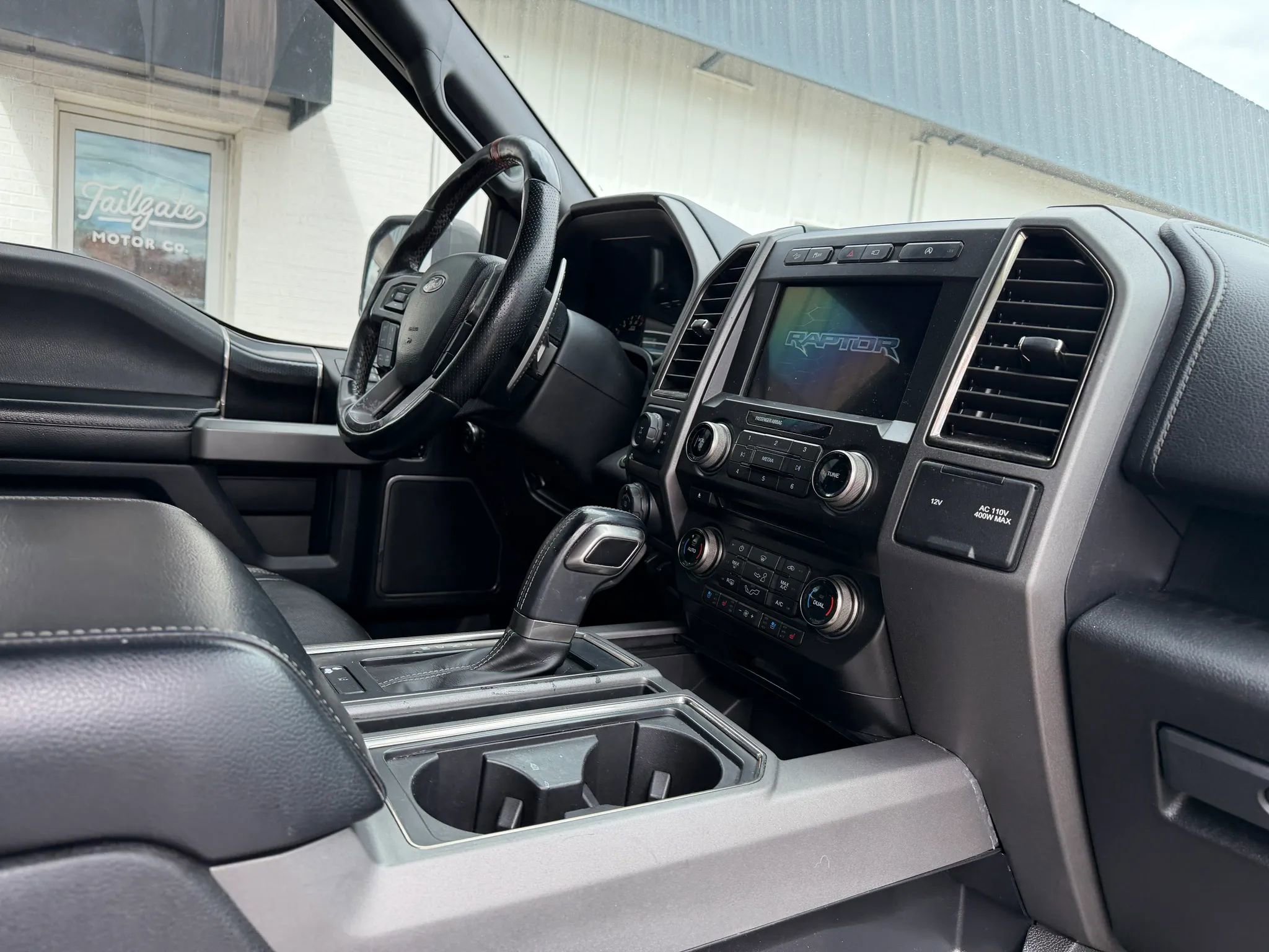 Used 2018 Ford F150 Raptor w/ Equipment Group 802A Luxury image 17