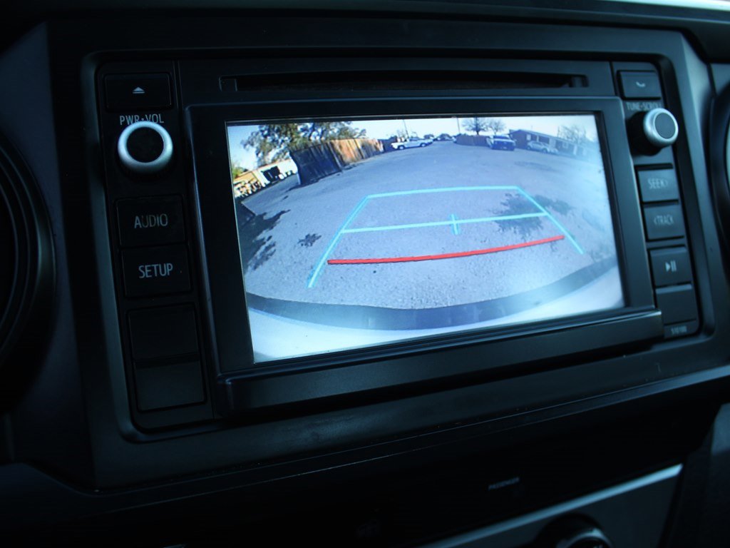 Used 2016 Toyota Tacoma SR image 22