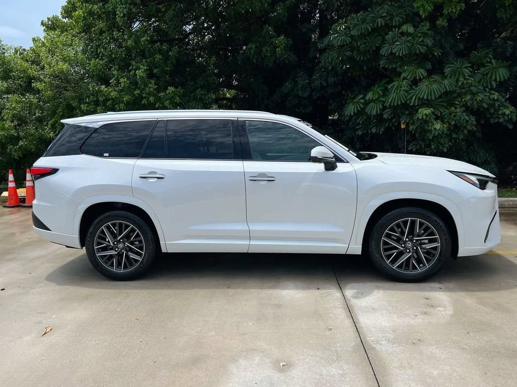 Certified 2025 Lexus TX 350 AWD w/ Technology Package image 8