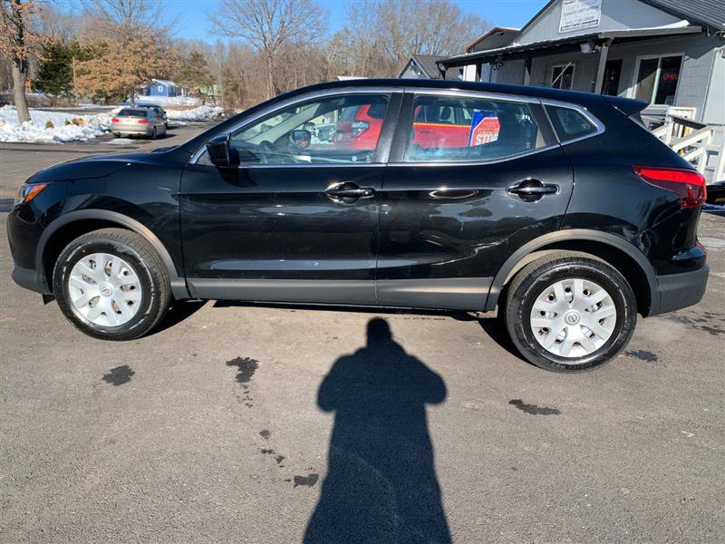 Used 2019 Nissan Rogue Sport S image 10