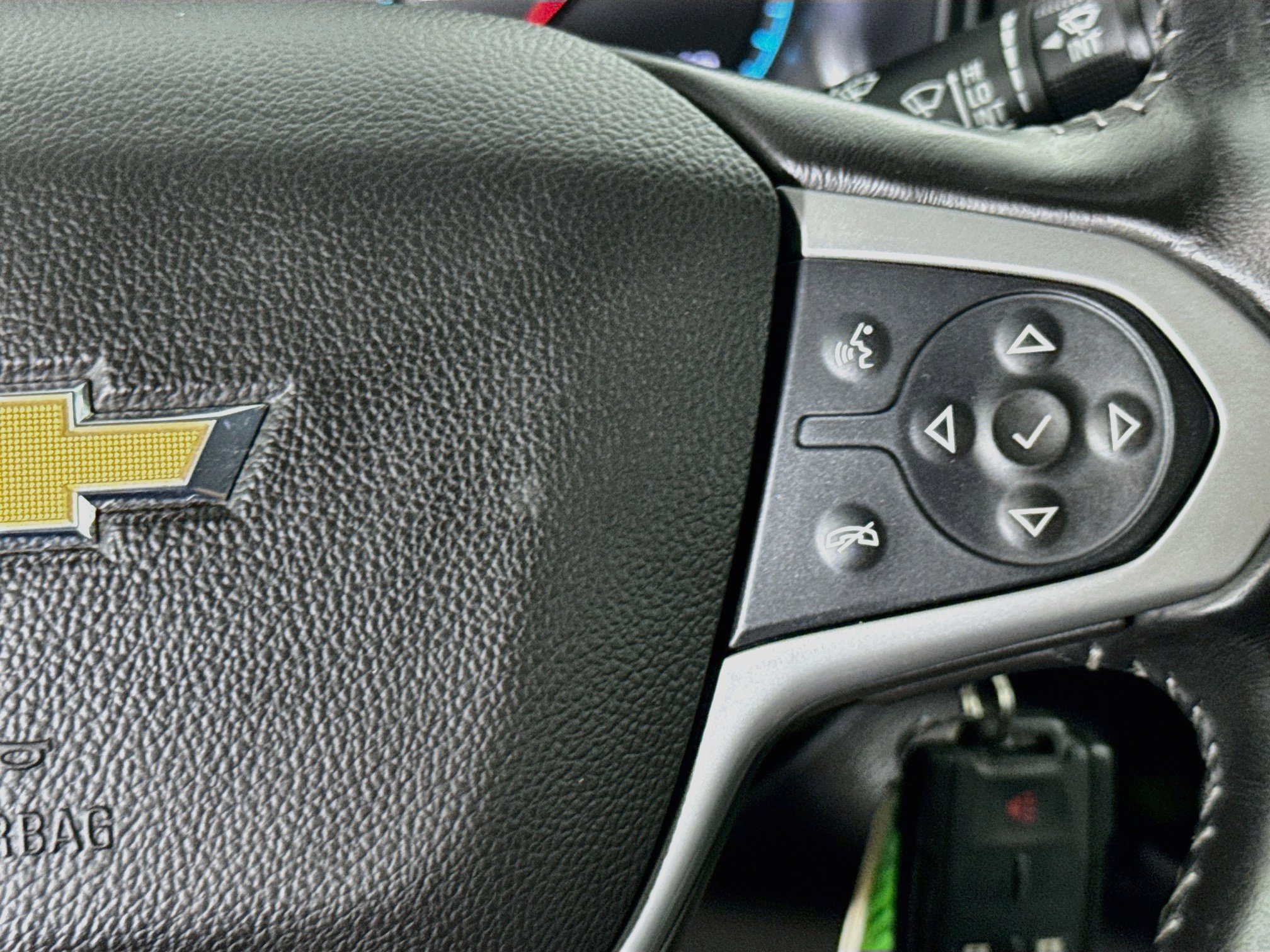 Used 2017 Chevrolet Colorado LT w/ LT Convenience Package RWD image 13