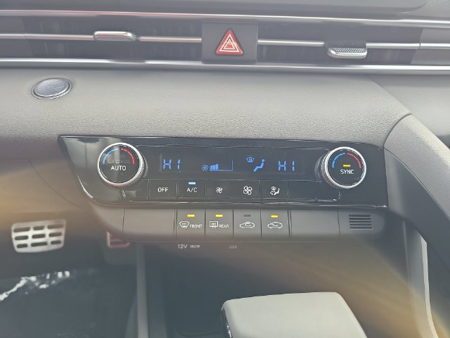Certified 2026 Hyundai Elantra Sport FWD image 18
