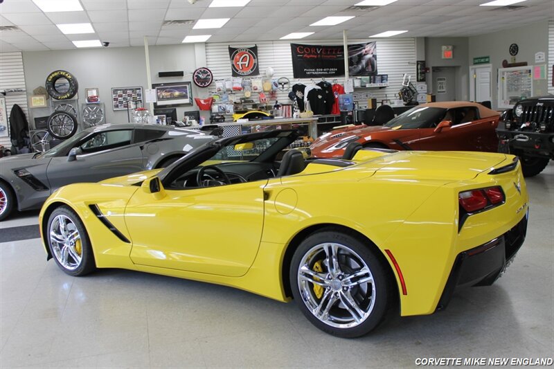 Used 2016 Chevrolet Corvette Stingray Convertible w/ 2LT Preferred Equipment Group RWD image 4