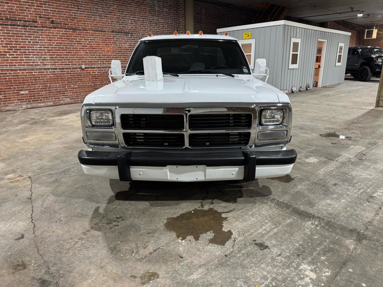 Used 1993 Dodge D/W Truck 350 RWD image 8