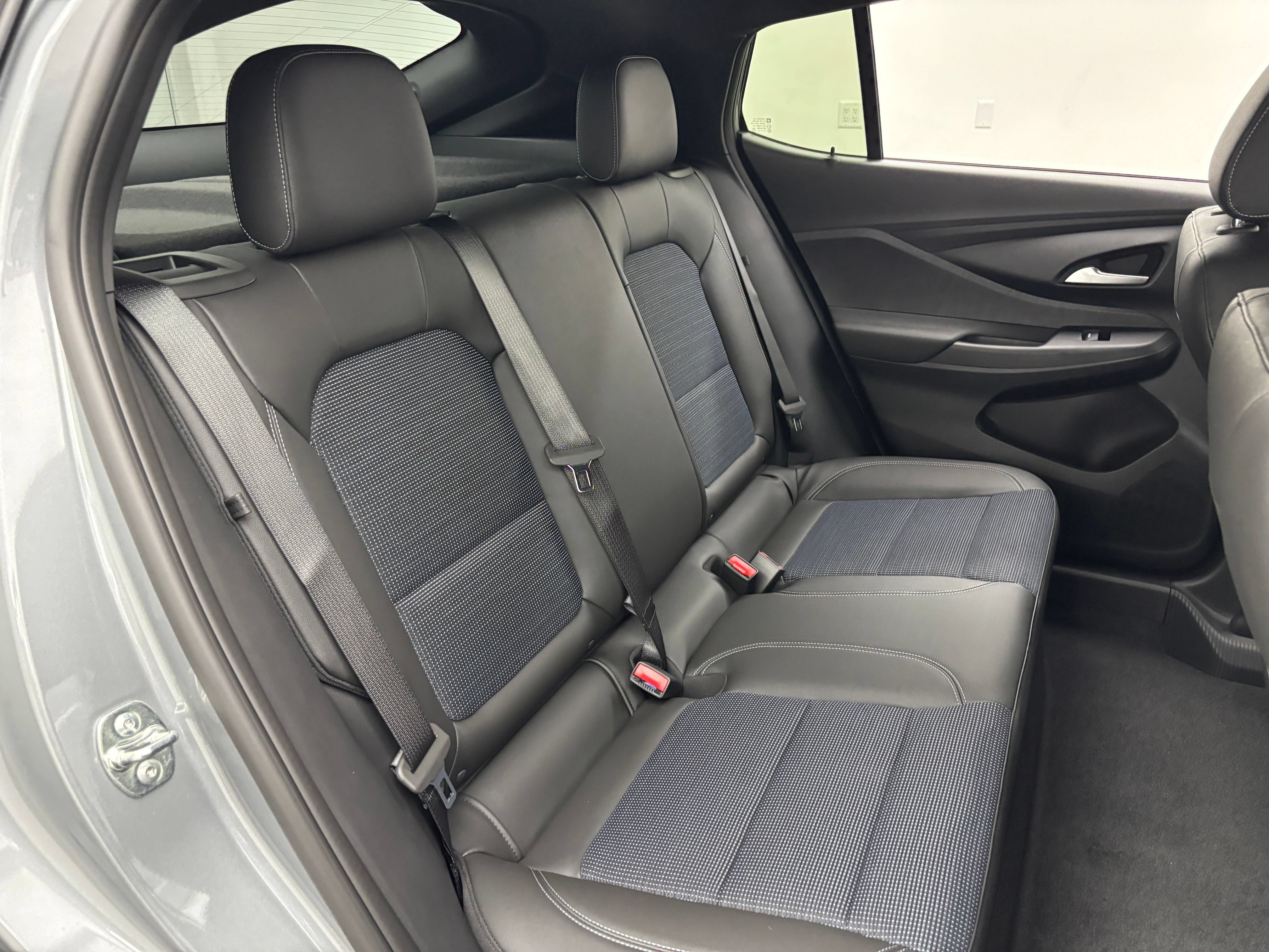 New 2026 Buick Envista Sport Touring w/ Convenience I Package FWD image 33