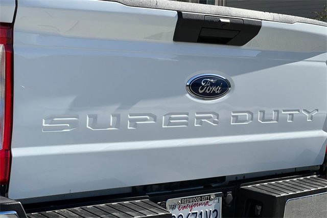 Used 2024 Ford F350 XLT image 31