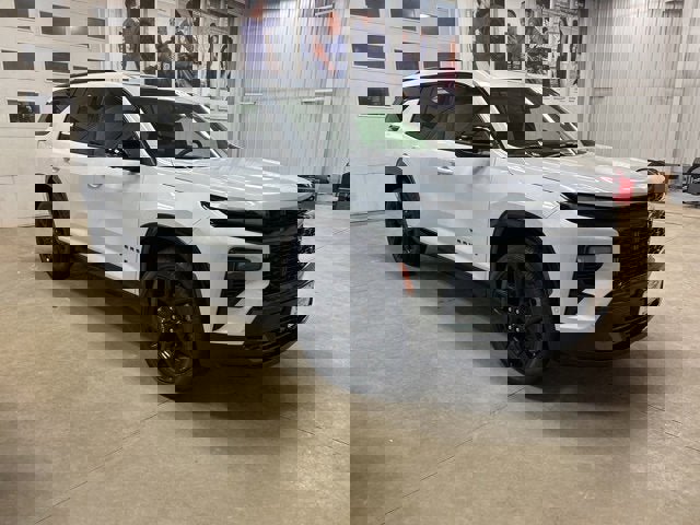 New 2026 Chevrolet Traverse RS image 4