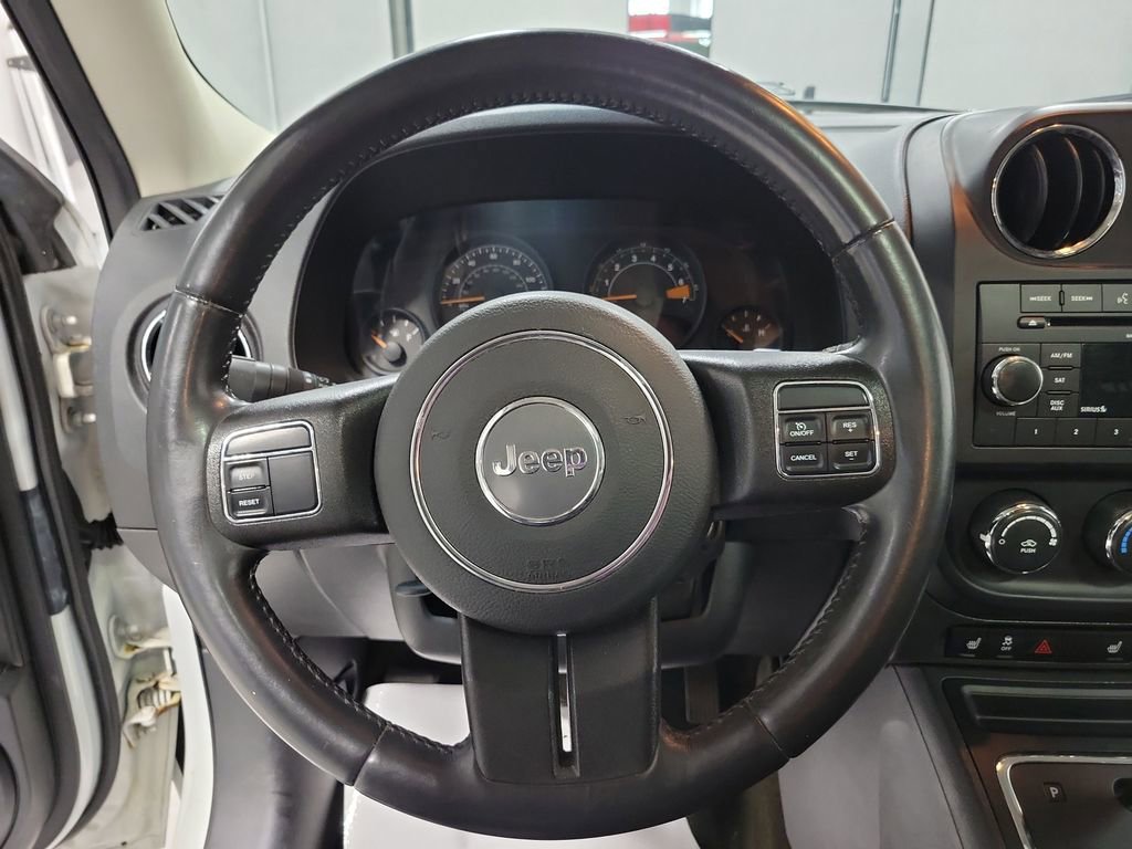 Used 2017 Jeep Patriot High Altitude image 29