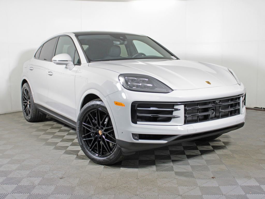 Used 2026 Porsche Cayenne Coupe image 9