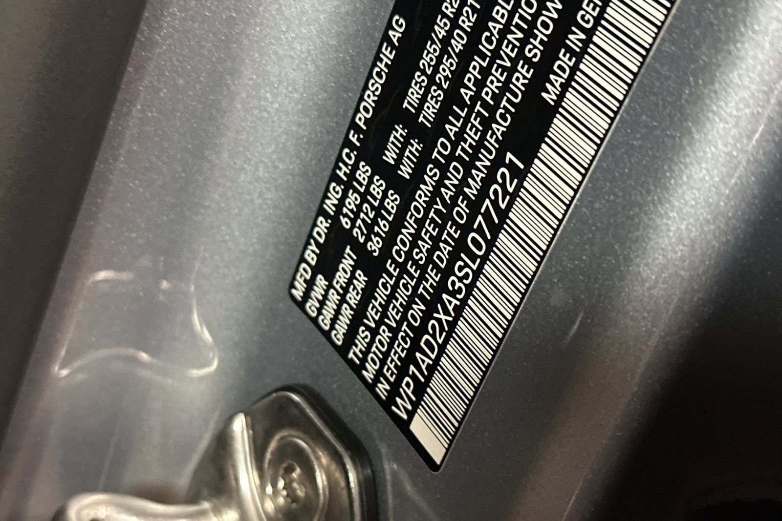 New 2025 Porsche Macan Electric image 28