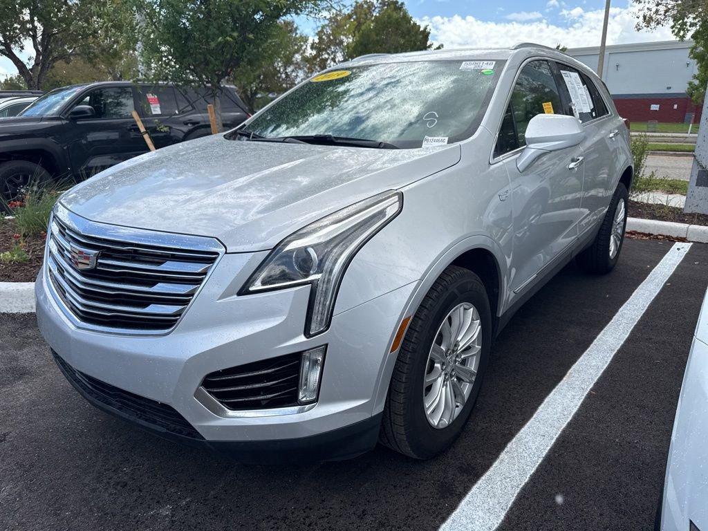 Used 2019 Cadillac XT5 FWD image 1