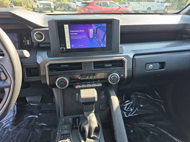 Used 2025 Toyota 4Runner SR5 AWD/4WD image 15