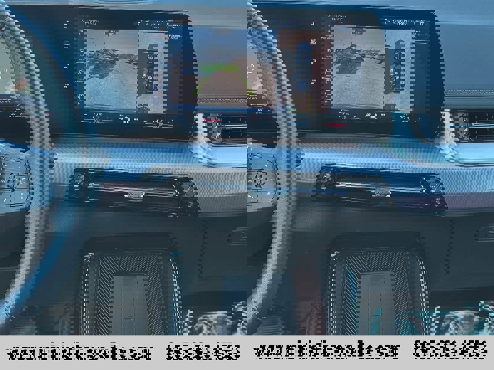 Used 2024 BMW X1 xDrive28i w/ Premium Package image 13