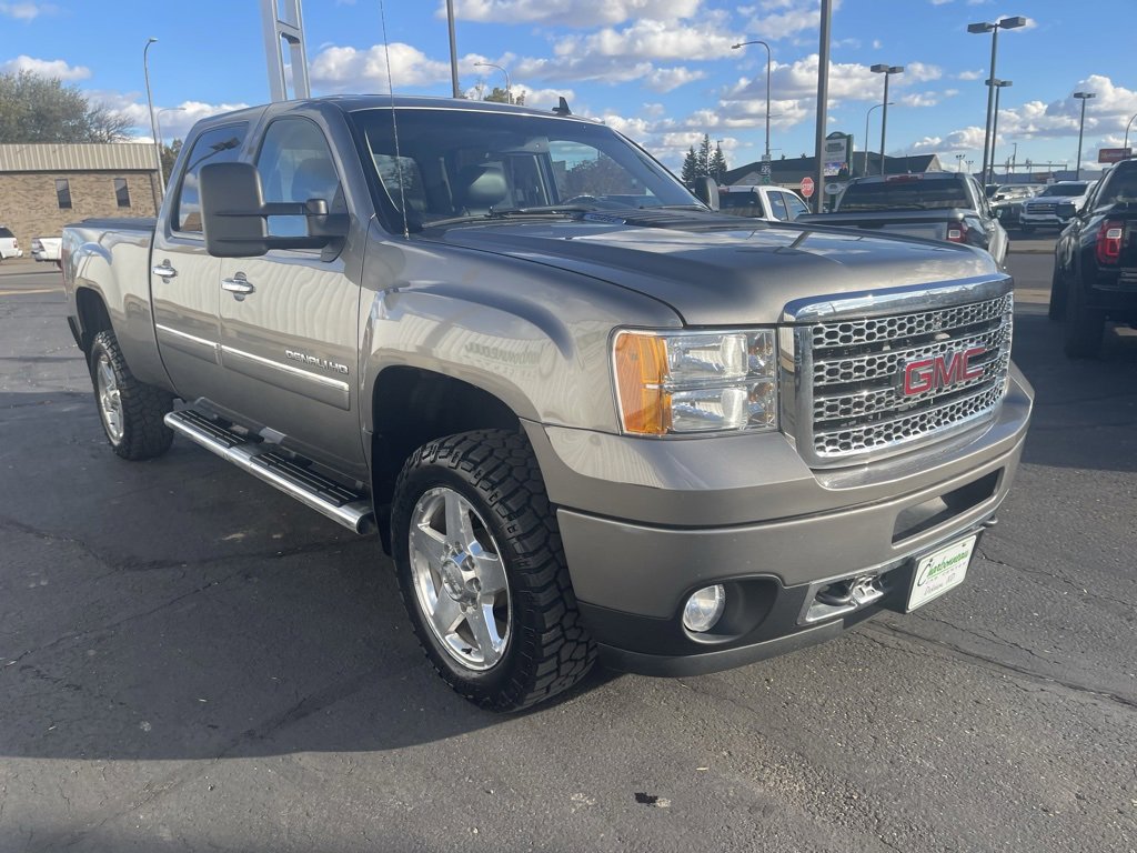 Used 2013 GMC Sierra 2500 Denali w/ Suspension Package, Off-Road image 10