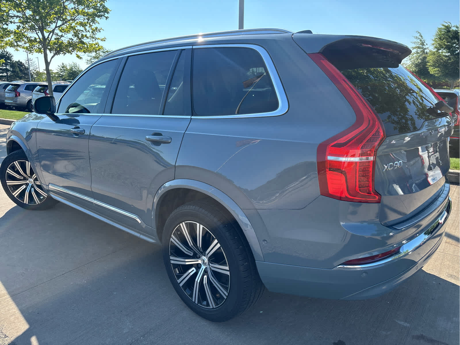 Used 2023 Volvo XC90 B6 Plus w/ Protection Package Premier AWD/4WD image 6