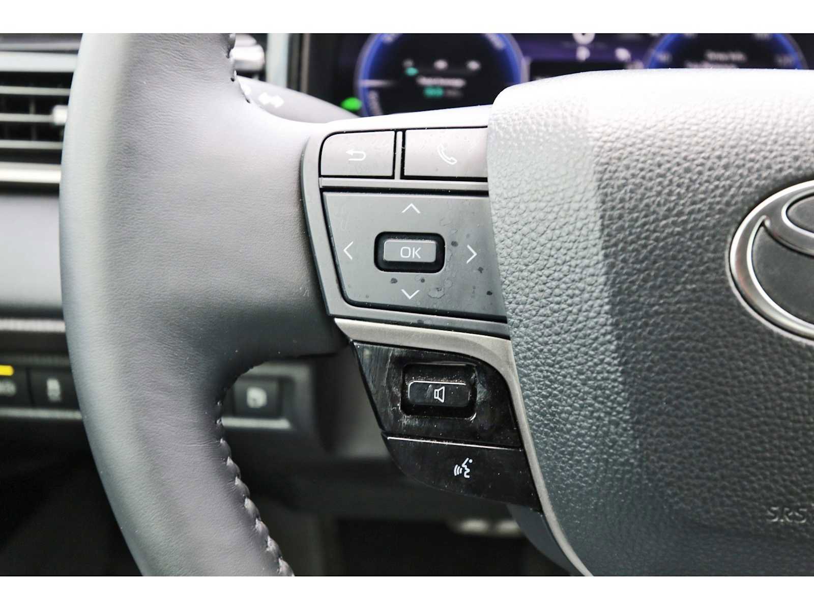 Used 2025 Toyota Camry XSE image 15