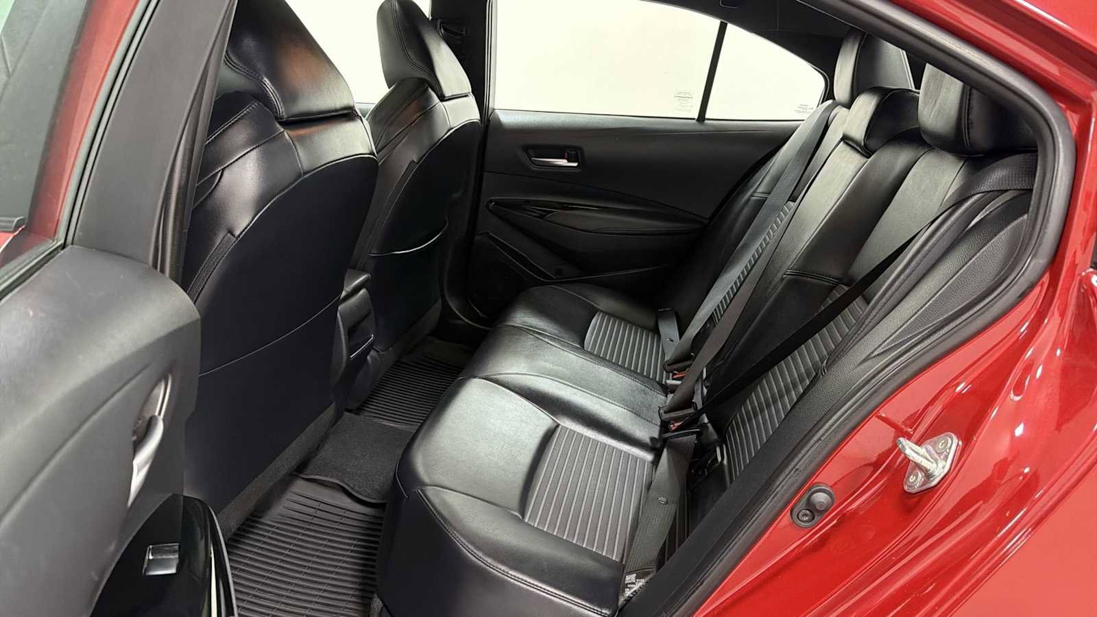 Certified 2020 Toyota Corolla XSE FWD image 24