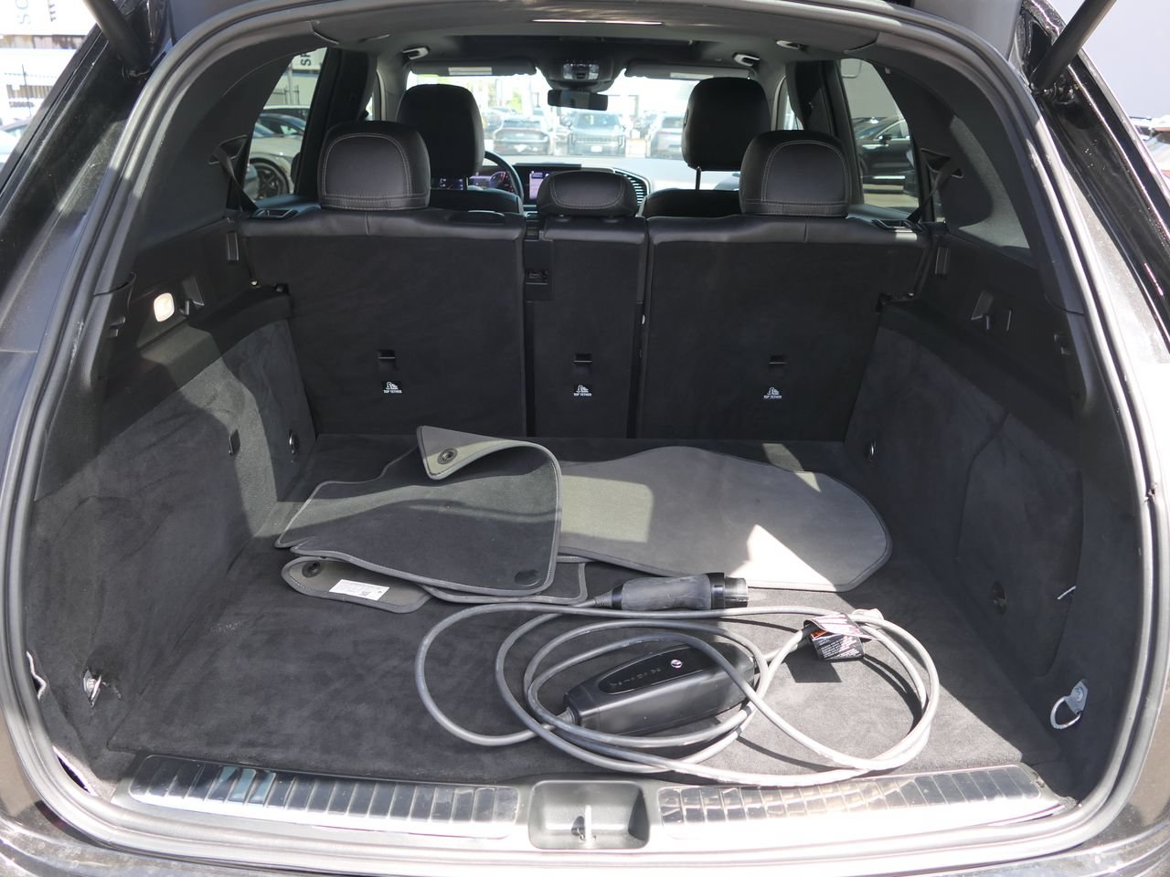 Used 2024 Mercedes-Benz GLE 450e 4MATIC image 21