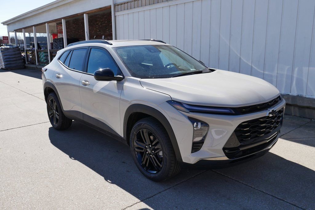 New 2026 Chevrolet Trax ACTIV w/ Sunroof Package image 2