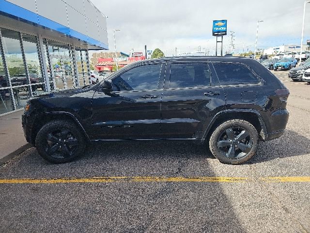 Used 2015 Jeep Grand Cherokee Altitude AWD/4WD image 6