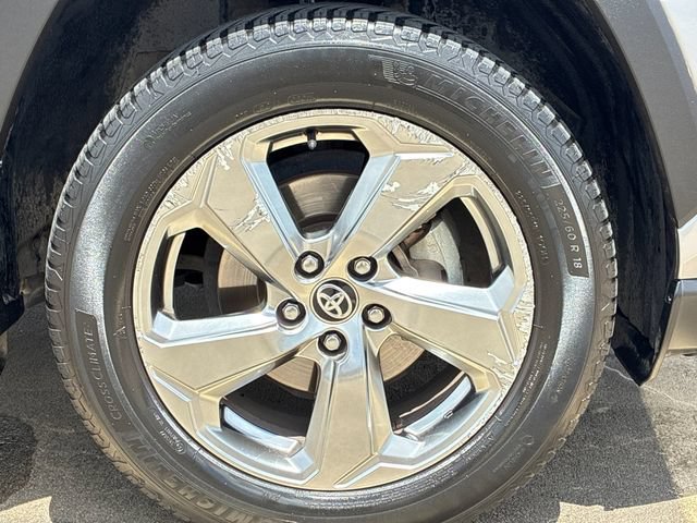 Used 2020 Toyota RAV4 Limited AWD/4WD image 31