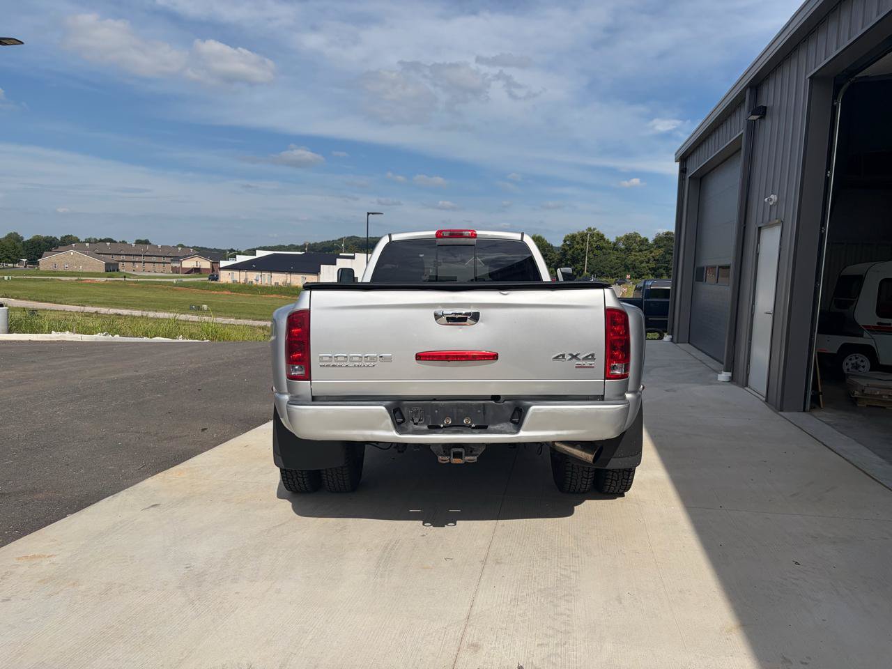 Used 2004 Dodge Ram 3500 Truck SLT w/ Sport Appearance Group AWD/4WD image 4