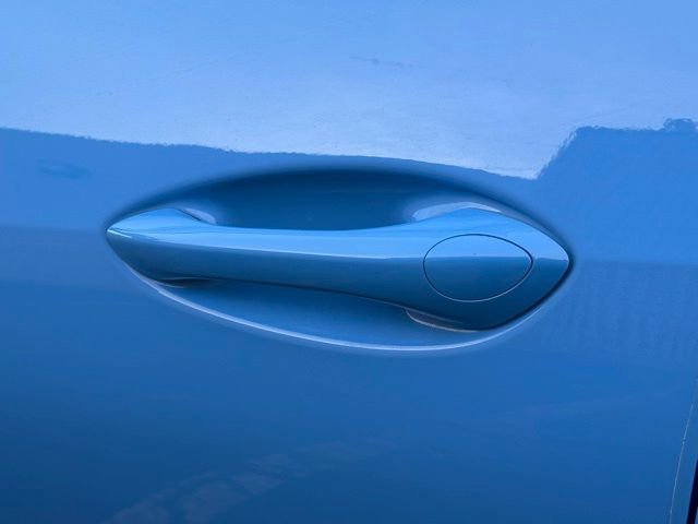 Used 2024 Chevrolet Trax RS w/ Driver Confidence Package image 14