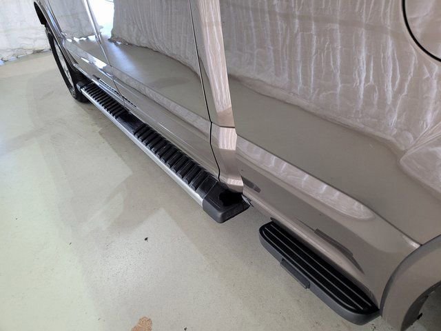 Used 2015 Ford F150 Lariat w/ Max Trailer Tow Package image 26