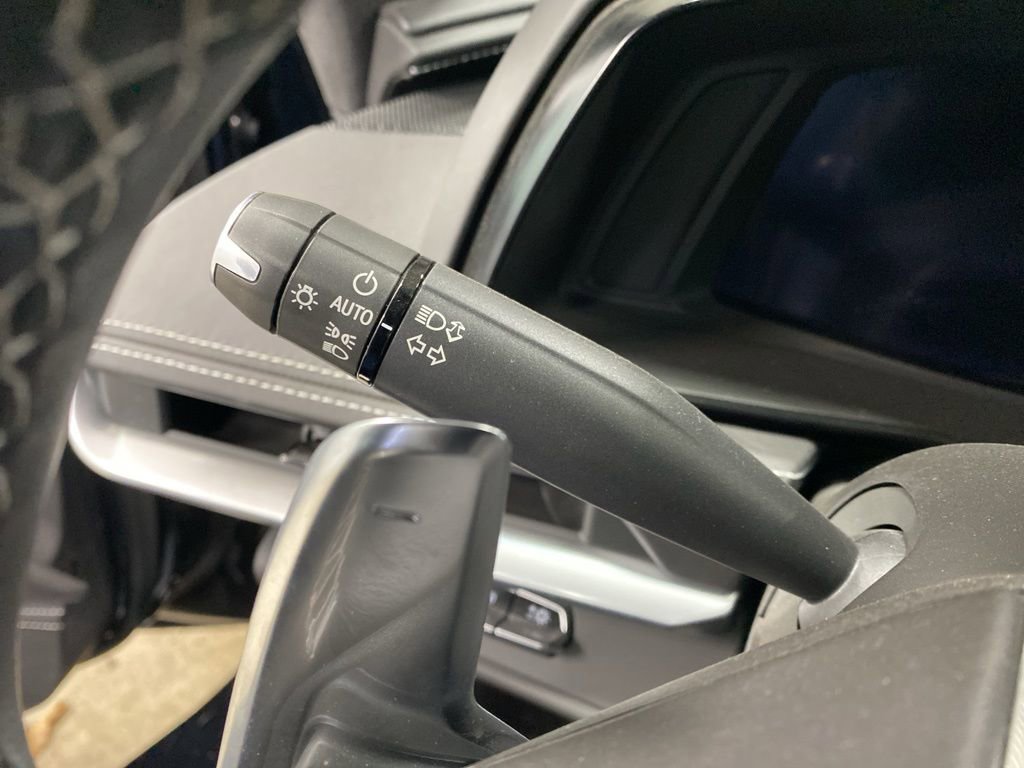 Certified 2022 Chevrolet Corvette Stingray Premium Conv w/ Z51 Performance Package RWD image 29