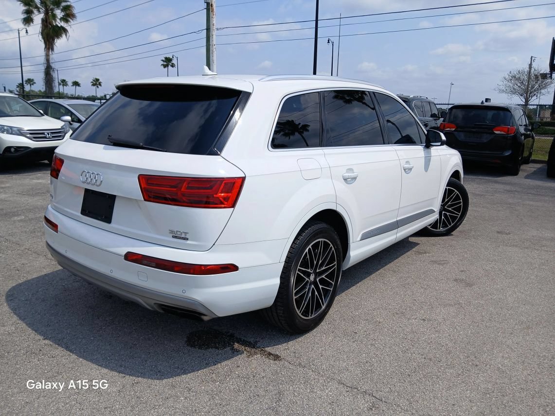 Used 2018 Audi Q7 3.0T Premium Plus AWD/4WD image 5
