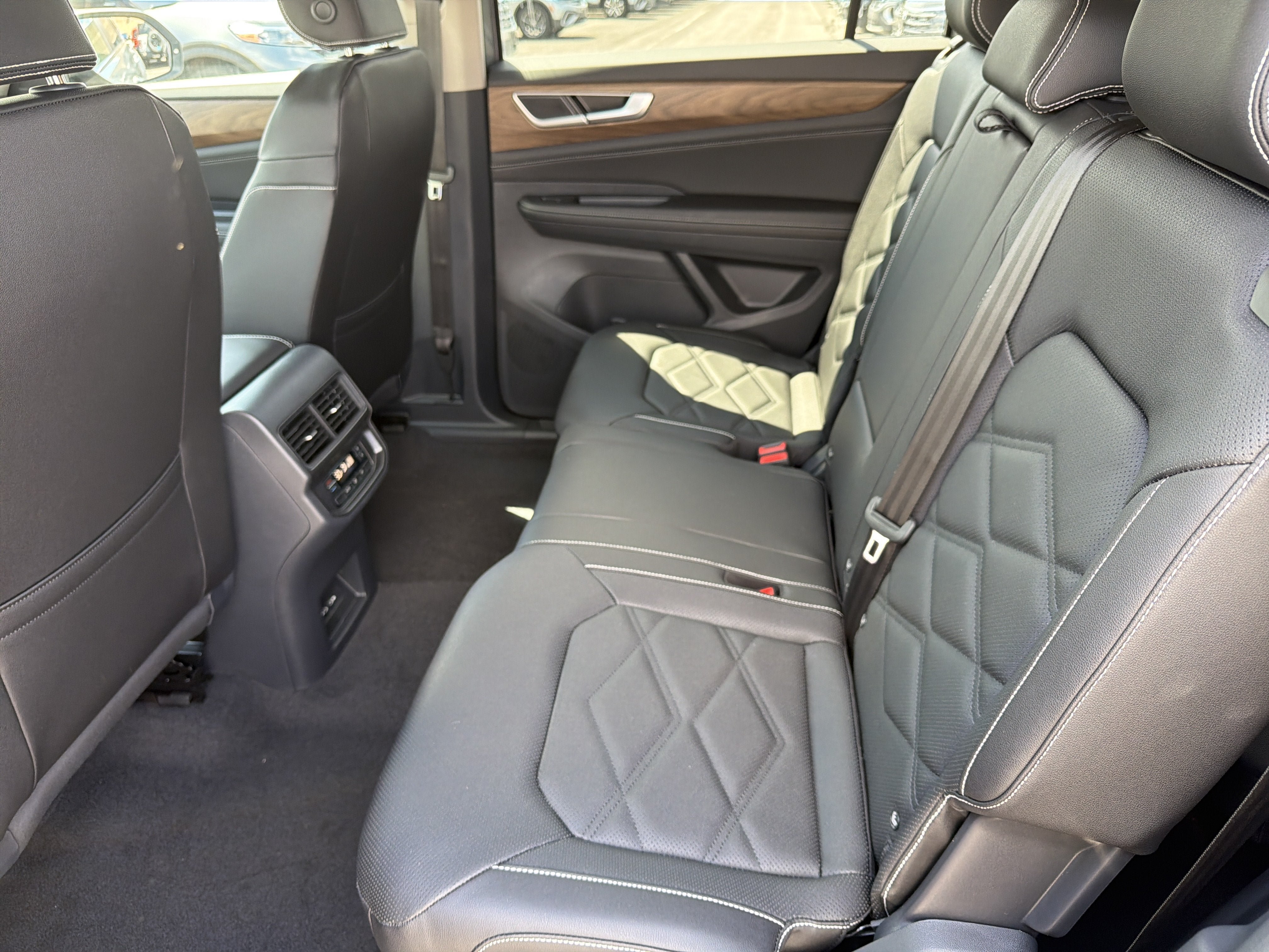 New 2026 Volkswagen Atlas SE AWD/4WD image 24
