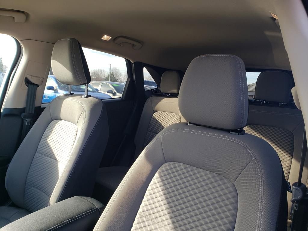 Used 2020 Ford Escape SE image 27