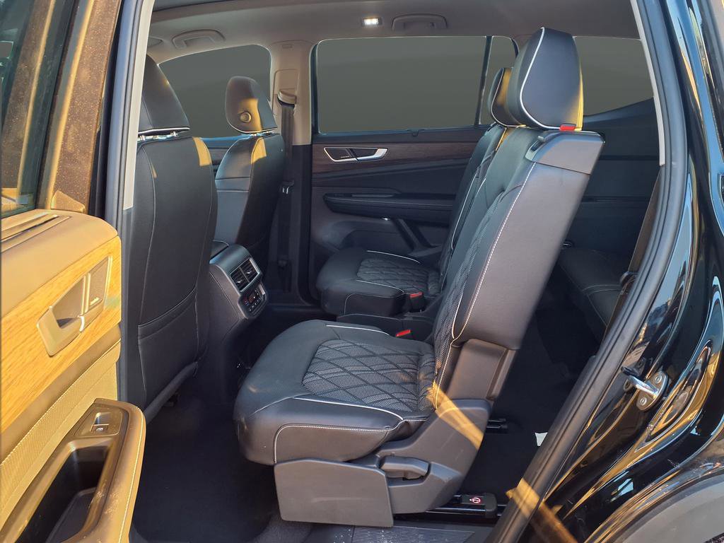 New 2026 Volkswagen Atlas SEL Premium R-Line image 16