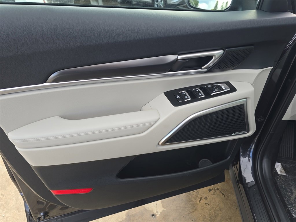 New 2025 Kia Telluride S image 18