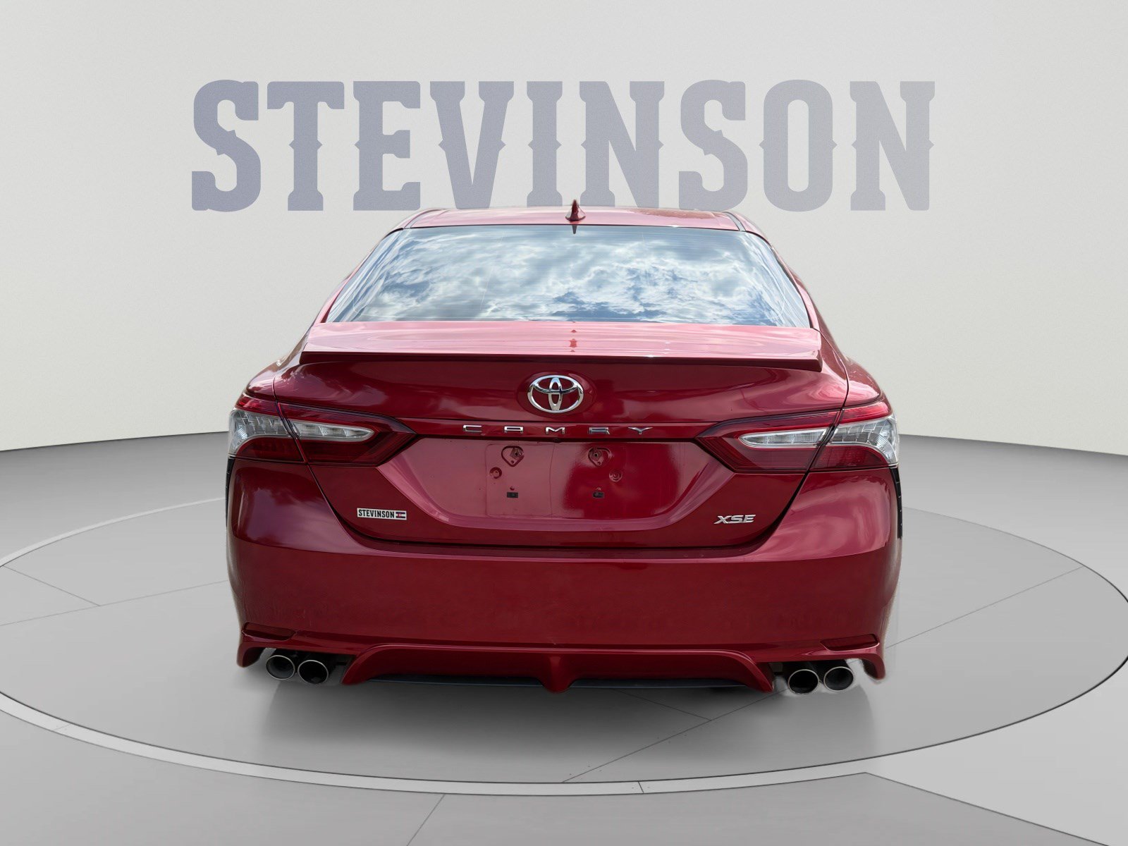Used 2019 Toyota Camry XSE FWD image 4